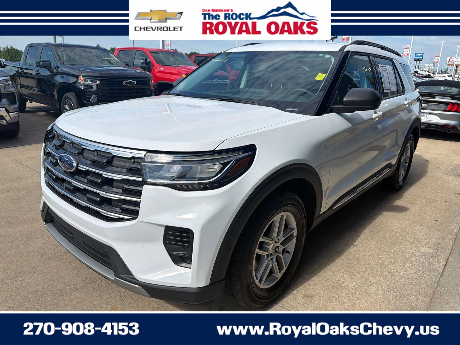 Used 2025 Ford Explorer Active RWD image 1