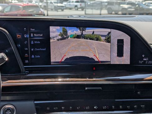 Certified 2023 Cadillac Escalade ESV Sport Platinum AWD/4WD image 21