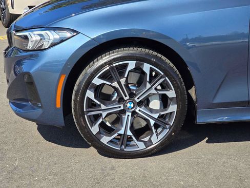 Used 2026 BMW 330i xDrive Sedan w/ Convenience Package AWD/4WD image 8