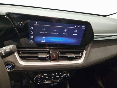 Used 2024 Chevrolet TrailBlazer LT w/ Convenience Package image 19