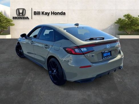 Used 2025 Honda Civic Sport image 6