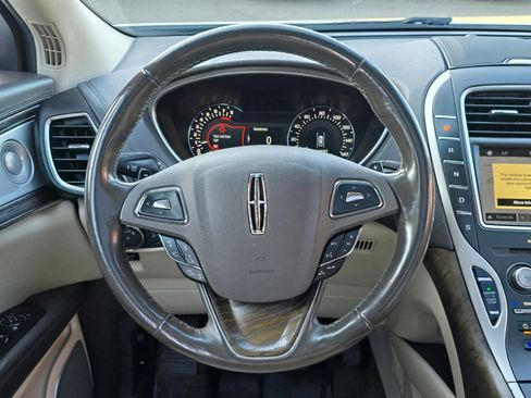 Used 2018 Lincoln MKX Reserve w/ Luxury Package image 20