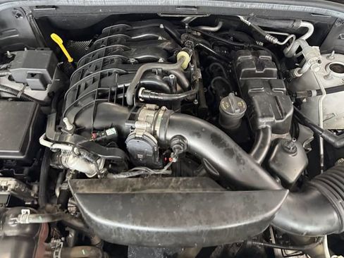 Used 2023 Dodge Durango GT image 18