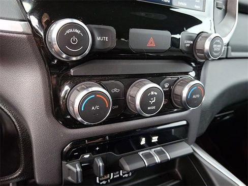 Used 2022 RAM 1500 Big Horn image 16