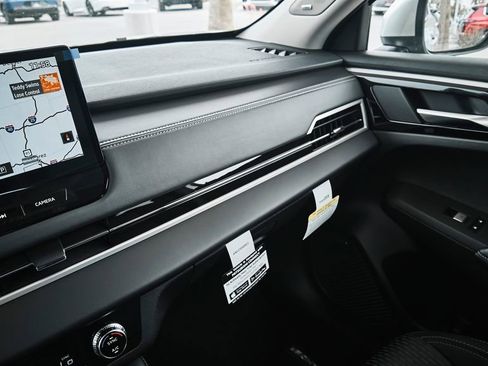 New 2026 Mitsubishi Outlander ES image 41