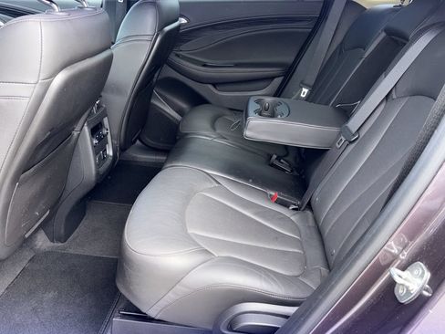 Used 2017 Buick Envision Premium w/ Driver Confidence Package AWD/4WD image 19