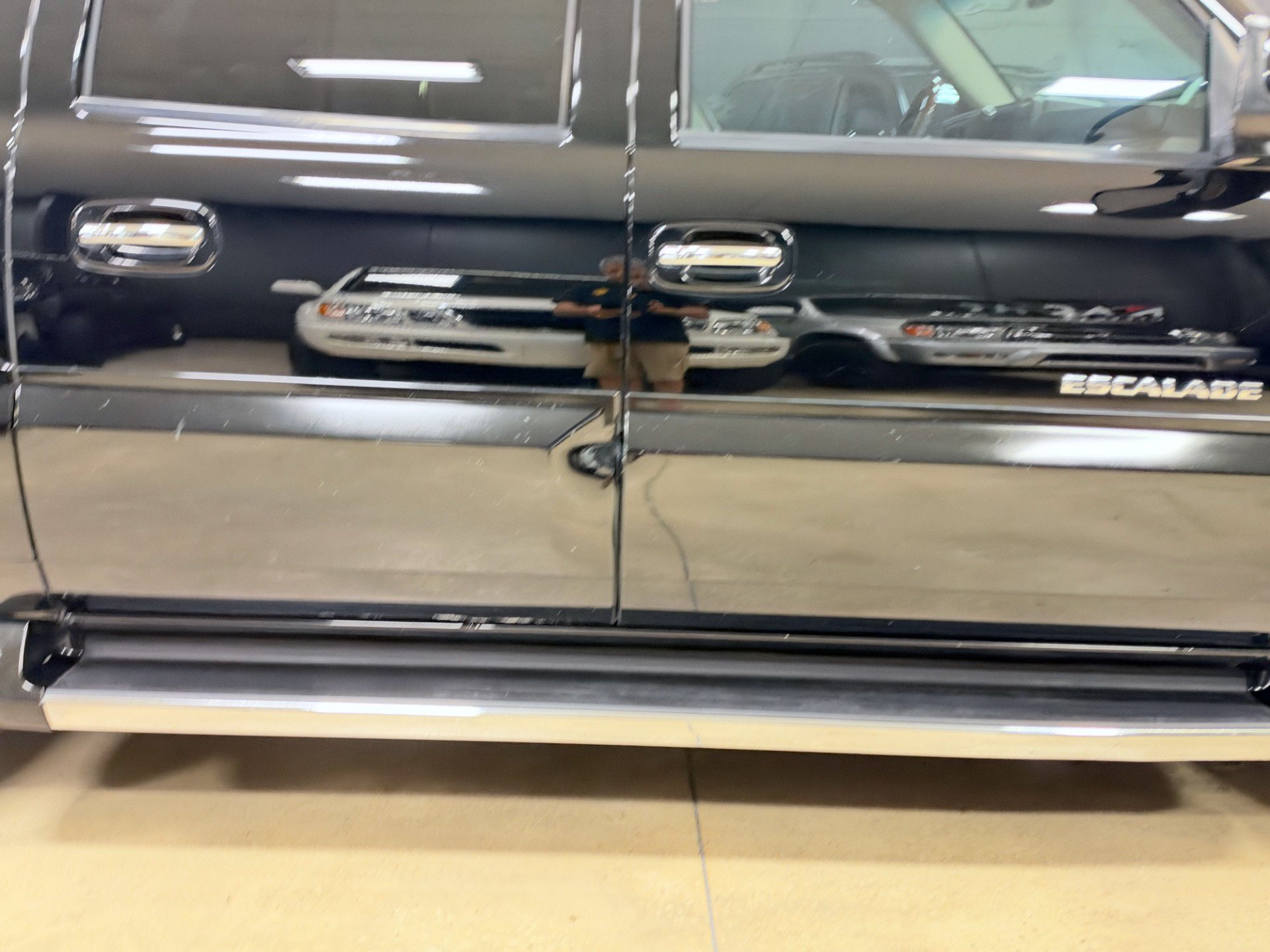 Used 2005 Cadillac Escalade EXT AWD/4WD image 15