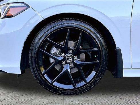 Certified 2025 Honda Civic Sport image 21