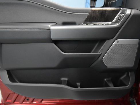 Used 2026 Ford F250 Lariat image 2