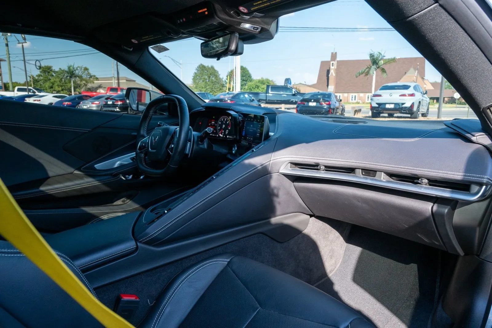 Used 2022 Chevrolet Corvette Stingray Convertible w/ 1LT RWD image 37