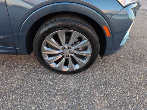 Used 2025 Buick Envista Avenir image 7