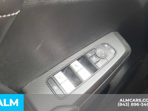 Used 2024 Mitsubishi Outlander SE FWD image 31