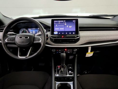 Used 2024 Jeep Compass Sport AWD/4WD image 14