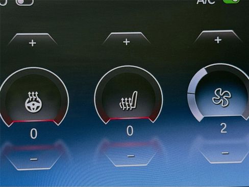 Used 2023 BMW X7 xDrive40i image 33