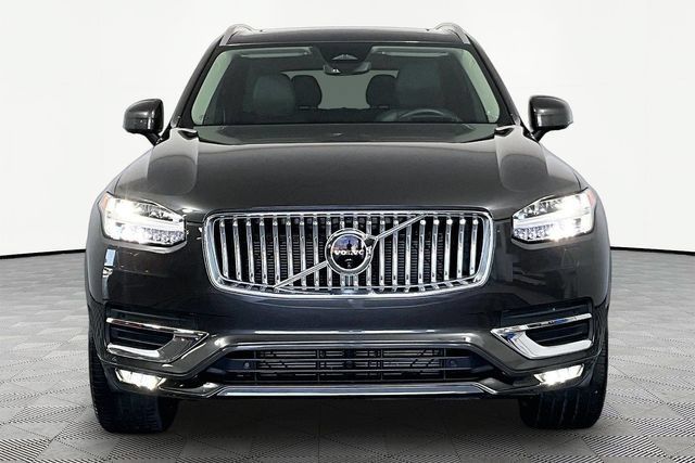 Used 2024 Volvo XC90 B6 Ultimate AWD/4WD image 3