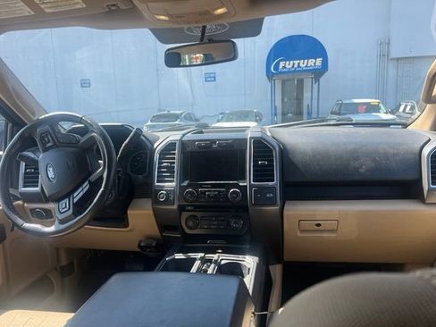 Used 2015 Ford F150 XLT w/ Equipment Group 302A Luxury AWD/4WD image 9