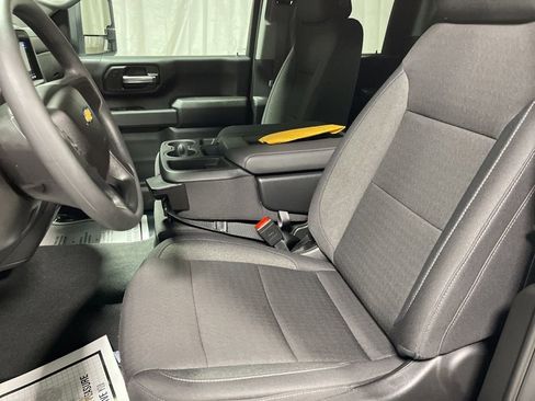 New 2026 Chevrolet Silverado 2500 Custom w/ Custom Value Package AWD/4WD image 23