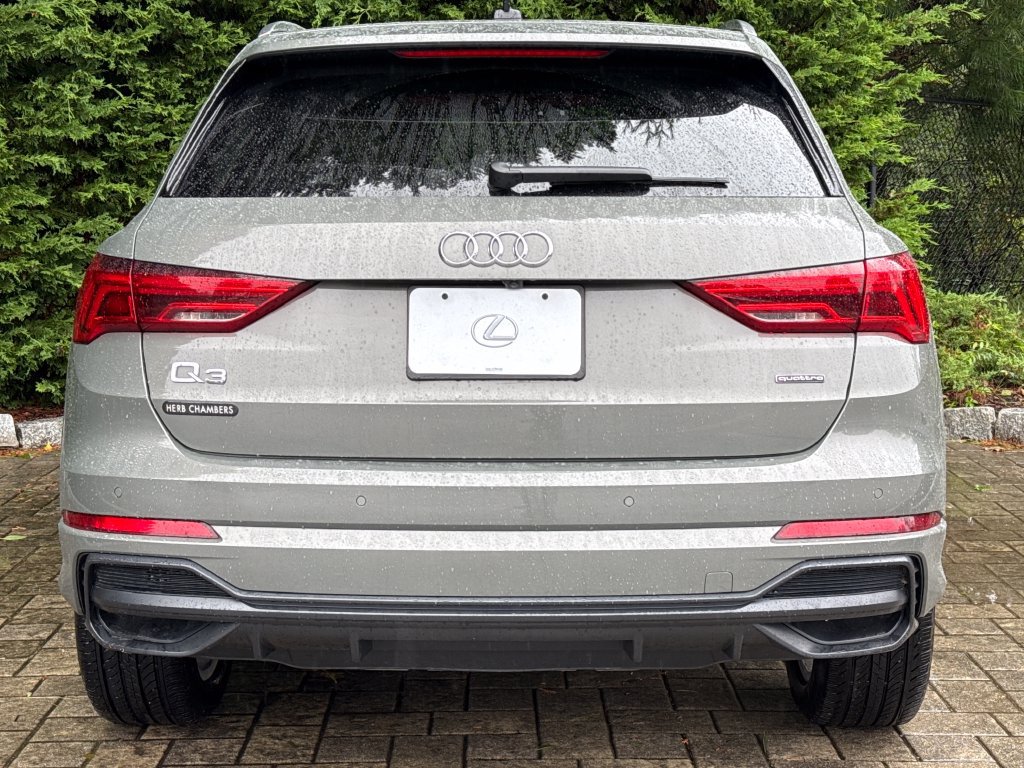 Used 2022 Audi Q3 2.0T Premium Plus AWD/4WD image 7