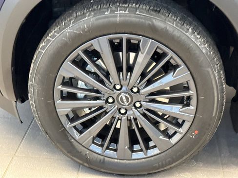 New 2026 Nissan Pathfinder SL image 8