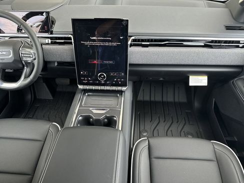 New 2026 GMC Sierra EV Elevation w/ LPO, Elevation Dark Package image 17