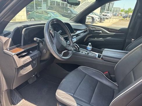 Certified 2023 Cadillac Escalade ESV Premium Luxury AWD/4WD image 9