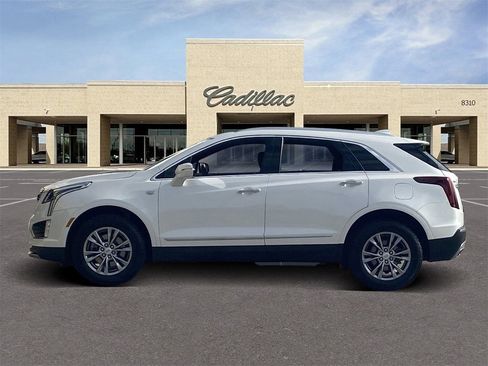 Certified 2022 Cadillac XT5 Premium Luxury w/ LPO, Floor Liner Package image 8