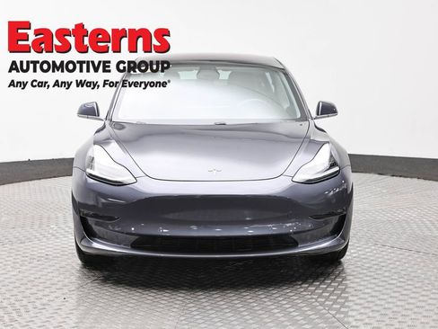 Used 2018 Tesla Model 3 Long Range image 2
