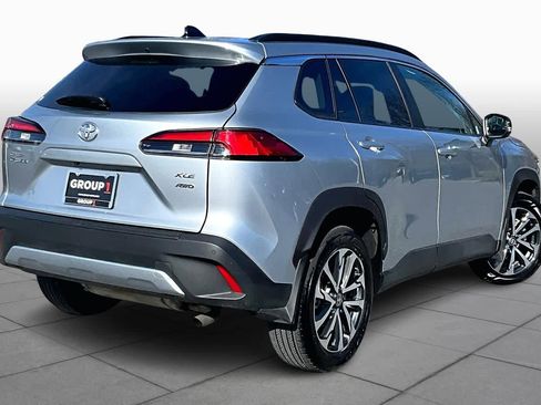 Used 2025 Toyota Corolla Cross XLE w/ Convenience Package image 13