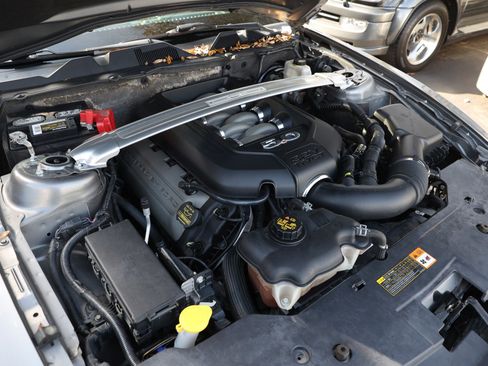 Used 2011 Ford Mustang GT Premium w/ Comfort Pkg image 49