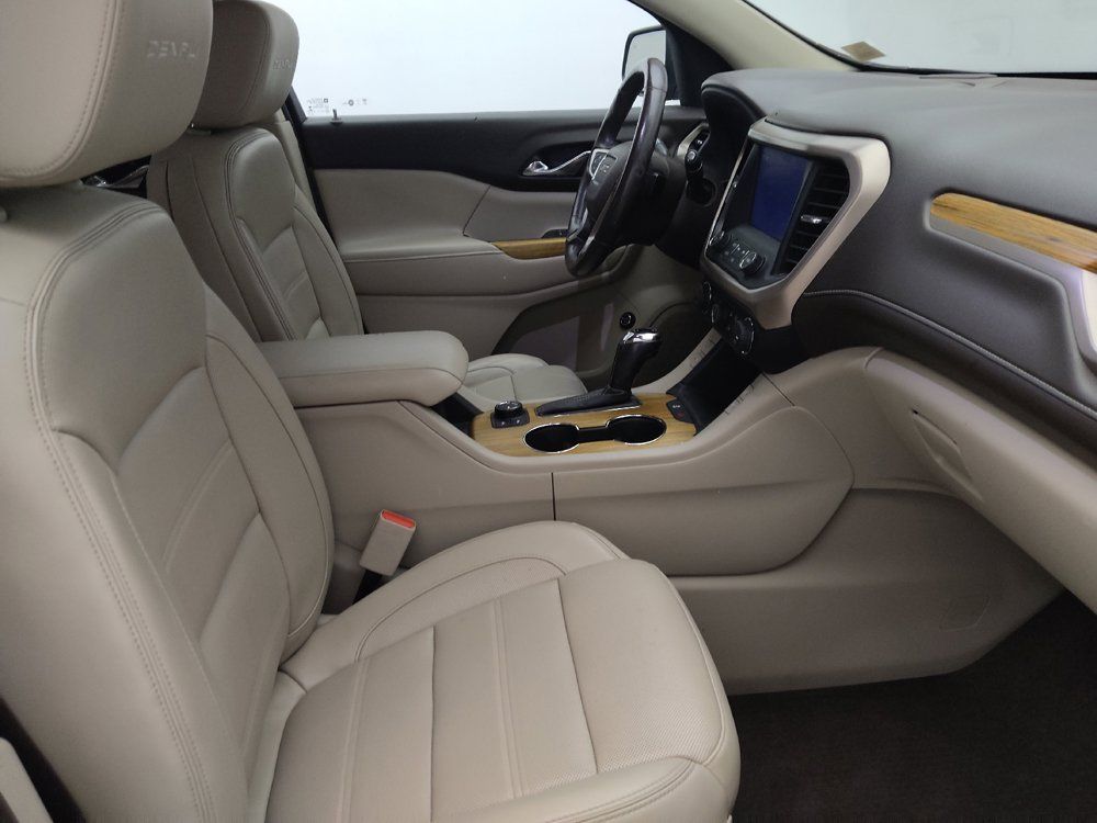 Used 2017 GMC Acadia Denali w/ Technology Package FWD image 21