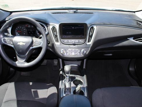 Used 2023 Chevrolet Malibu LT FWD image 7