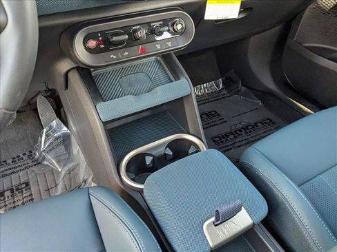 Certified 2025 MINI Cooper Countryman S image 13