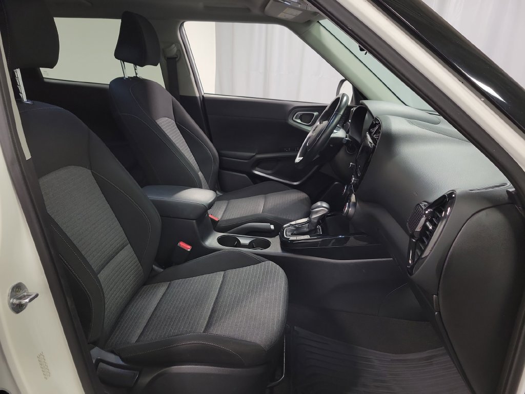 Used 2022 Kia Soul EX FWD image 27