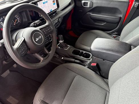 Used 2024 Jeep Wrangler Unlimited Sport AWD/4WD image 5