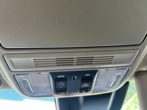Used 2019 Honda Odyssey EX-L image 27