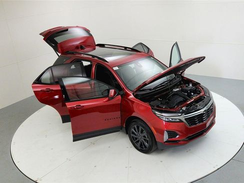 Used 2023 Chevrolet Equinox RS image 15