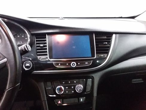 Used 2018 Buick Encore Preferred image 11