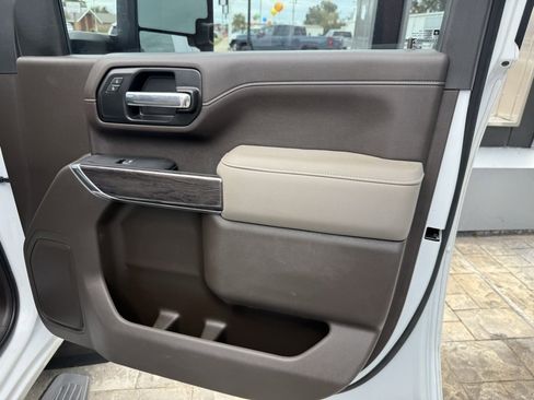 Certified 2022 Chevrolet Silverado 3500 LTZ w/ LTZ Convenience Package image 60