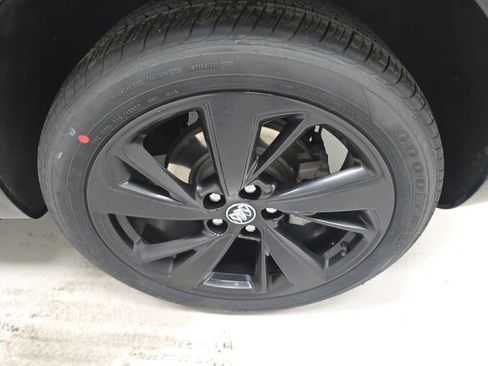 Certified 2022 Buick Envision Essence w/ Sport Touring Package image 24