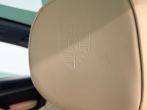 Certified 2026 Porsche Cayenne Coupe AWD/4WD image 26