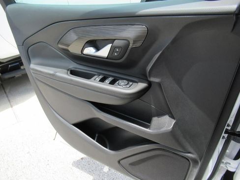 Certified 2024 GMC Terrain SLE image 26