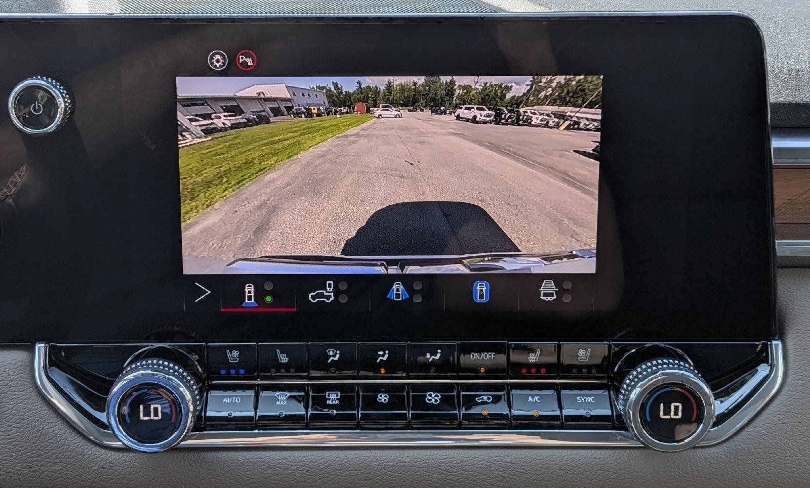 New 2026 GMC Canyon Denali AWD/4WD image 17