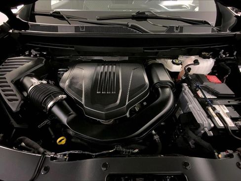 Used 2024 GMC Acadia Denali w/ Super Cruise Package image 10