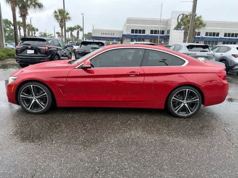 Used 2019 BMW 430i Coupe w/ Convenience Package RWD image 3