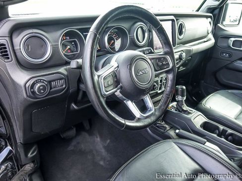Used 2021 Jeep Gladiator Overland w/ Popular Equipment Package AWD/4WD image 16