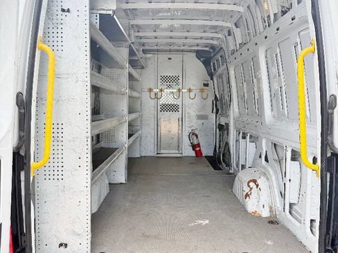 Used 2021 Mercedes-Benz Sprinter 2500 w/ Driver Convenience Package image 12