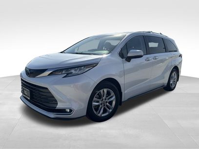 Used 2023 Toyota Sienna Limited
