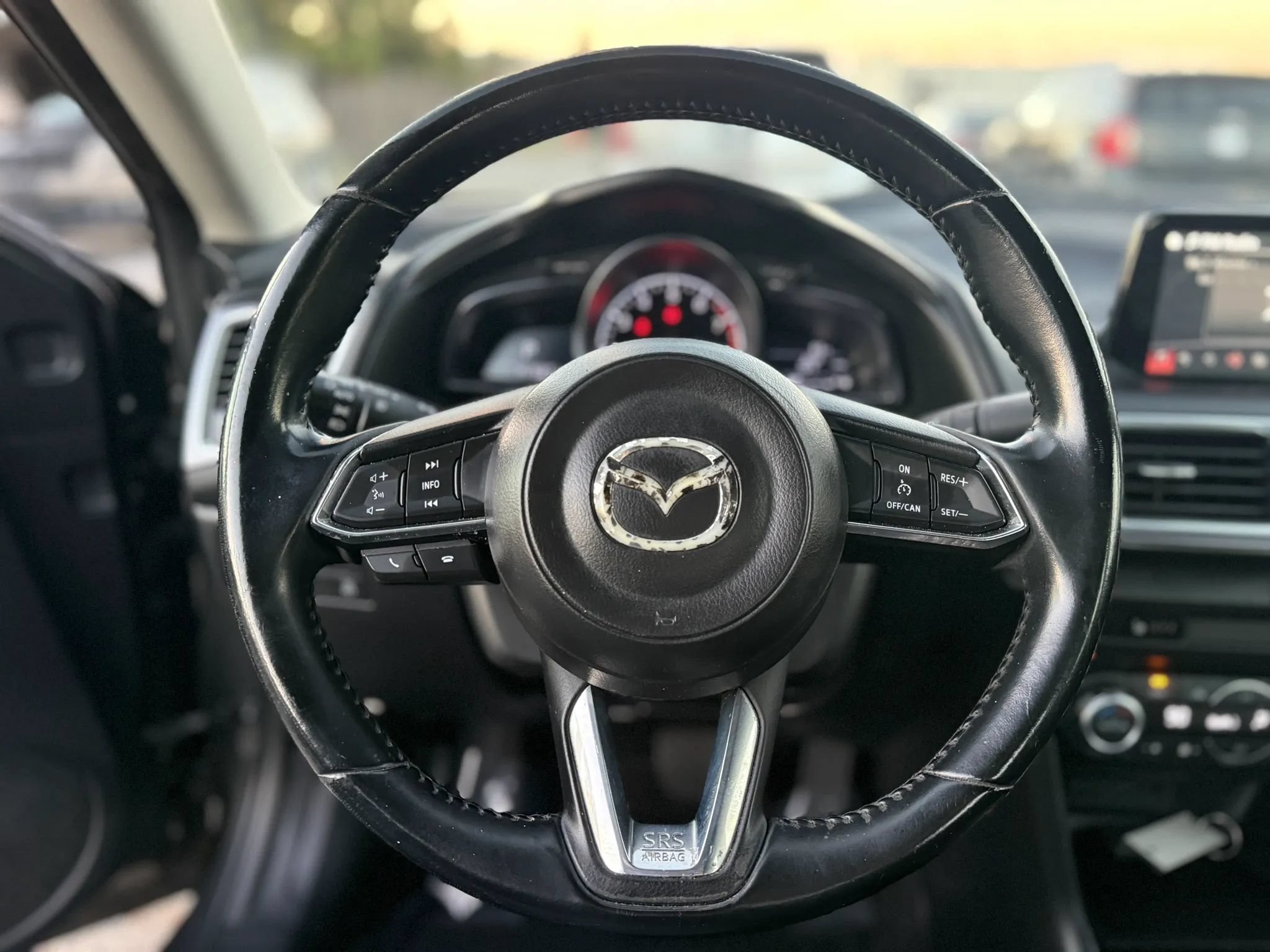 Used 2018 MAZDA MAZDA3 Grand Touring FWD image 25