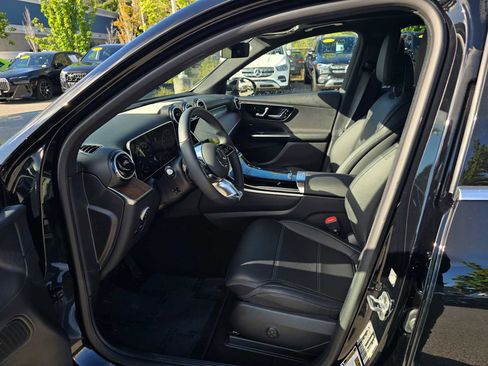 Used 2026 Mercedes-Benz GLC 300 4MATIC image 22