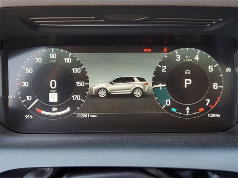 Used 2025 Land Rover Discovery Sport S image 15